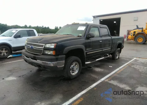 2006 Chevrolet Silverado 2500Hd Lt1 z USA, uszkodzony, nr VIN 1GCHK23U86F166599